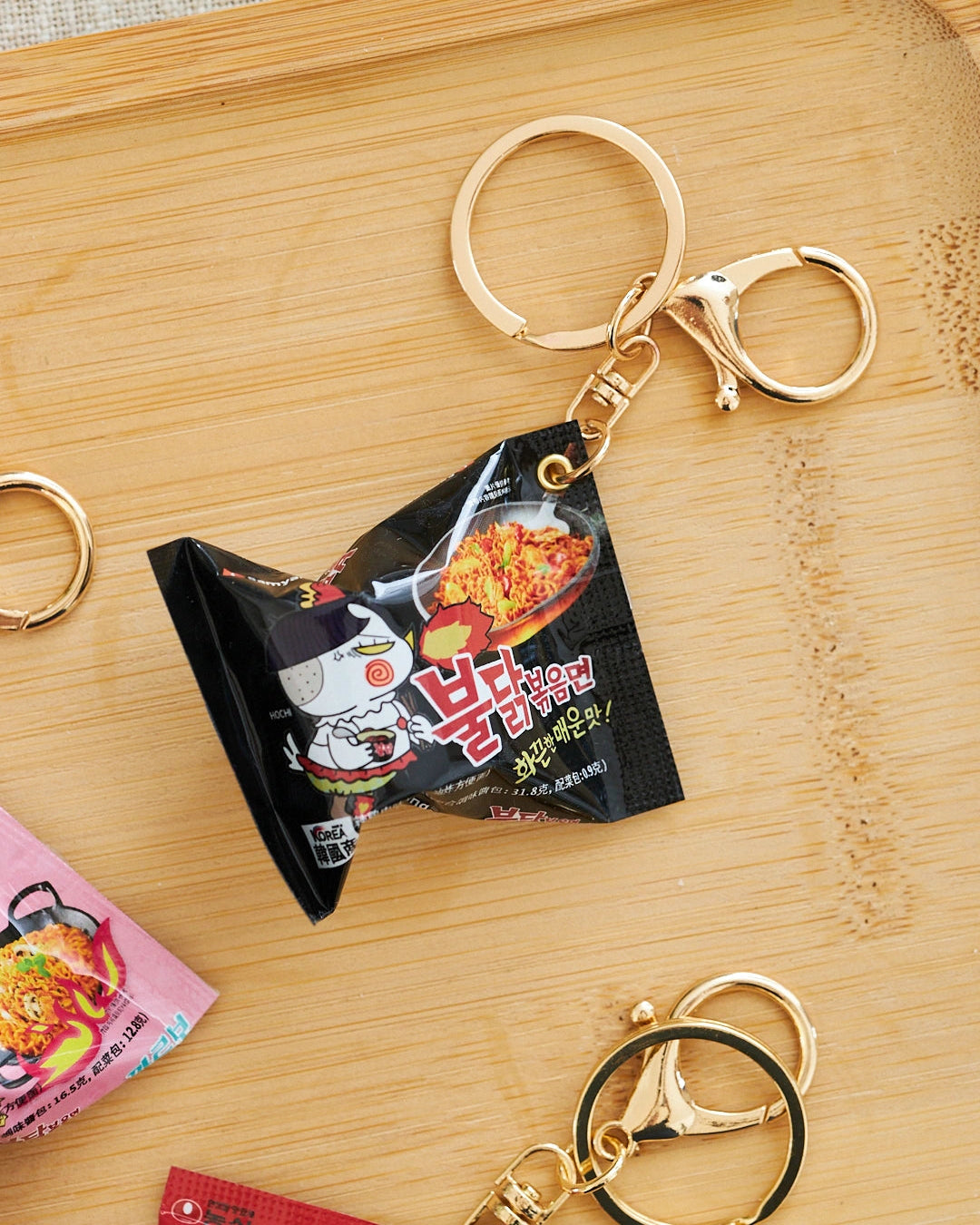 porte cles coreen ramen noir