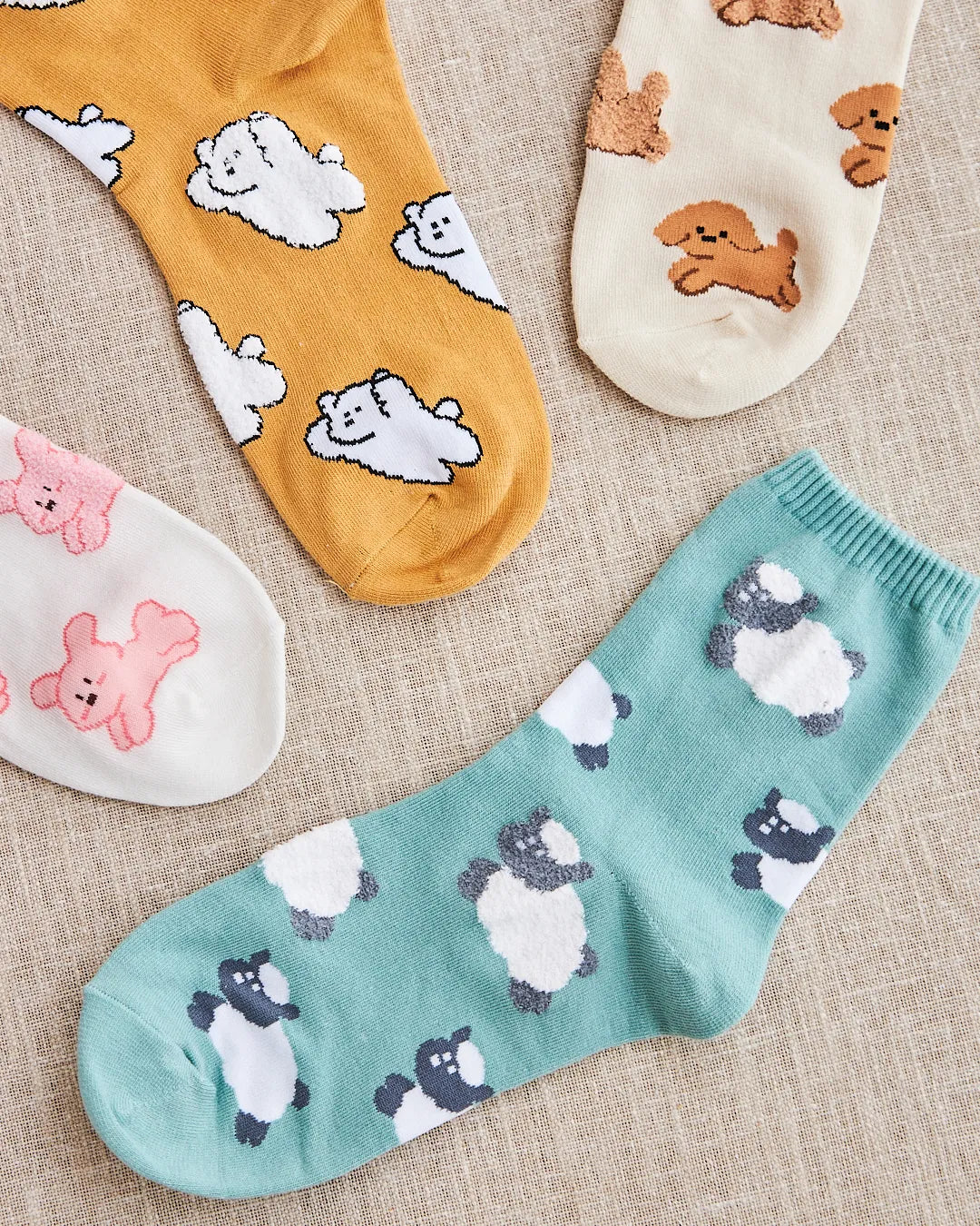 chaussettes colorées mignonnes