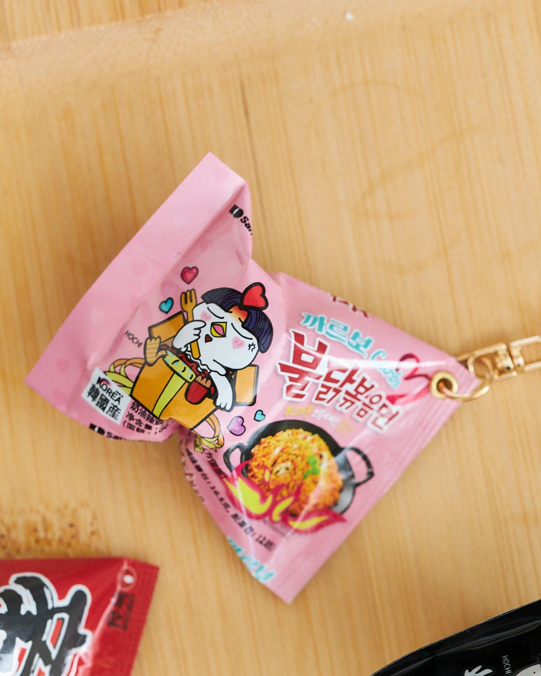 porte cles coreen ramen rose