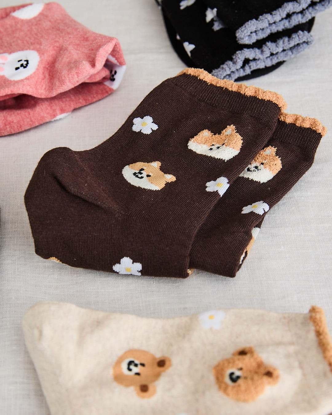 socks shiba